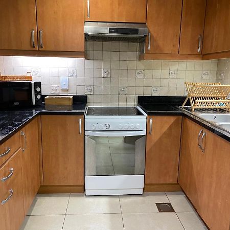 Metro Premium Location Spacious 2 Bedroom Apartment Right Next To The Metro Dubai Bagian luar foto