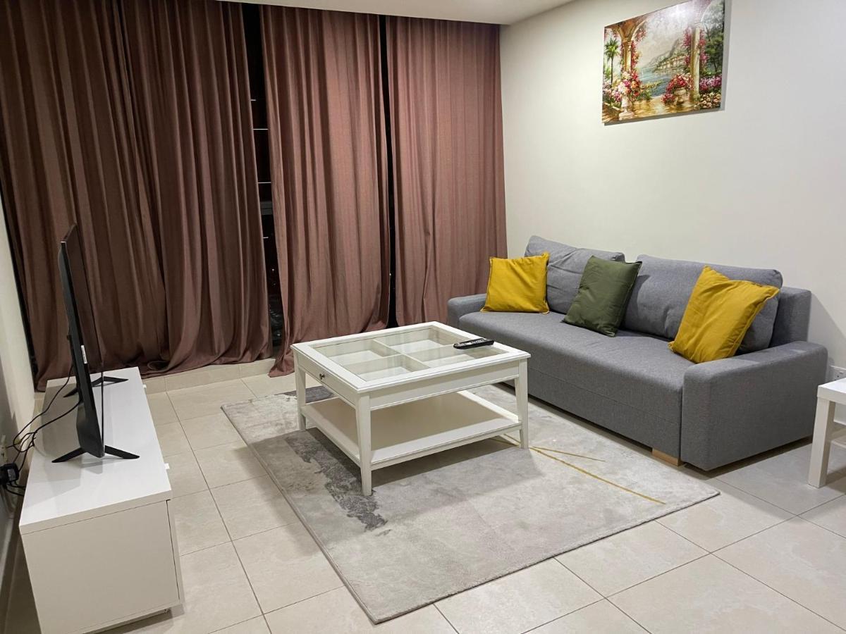 Metro Premium Location Spacious 2 Bedroom Apartment Right Next To The Metro Dubai Bagian luar foto