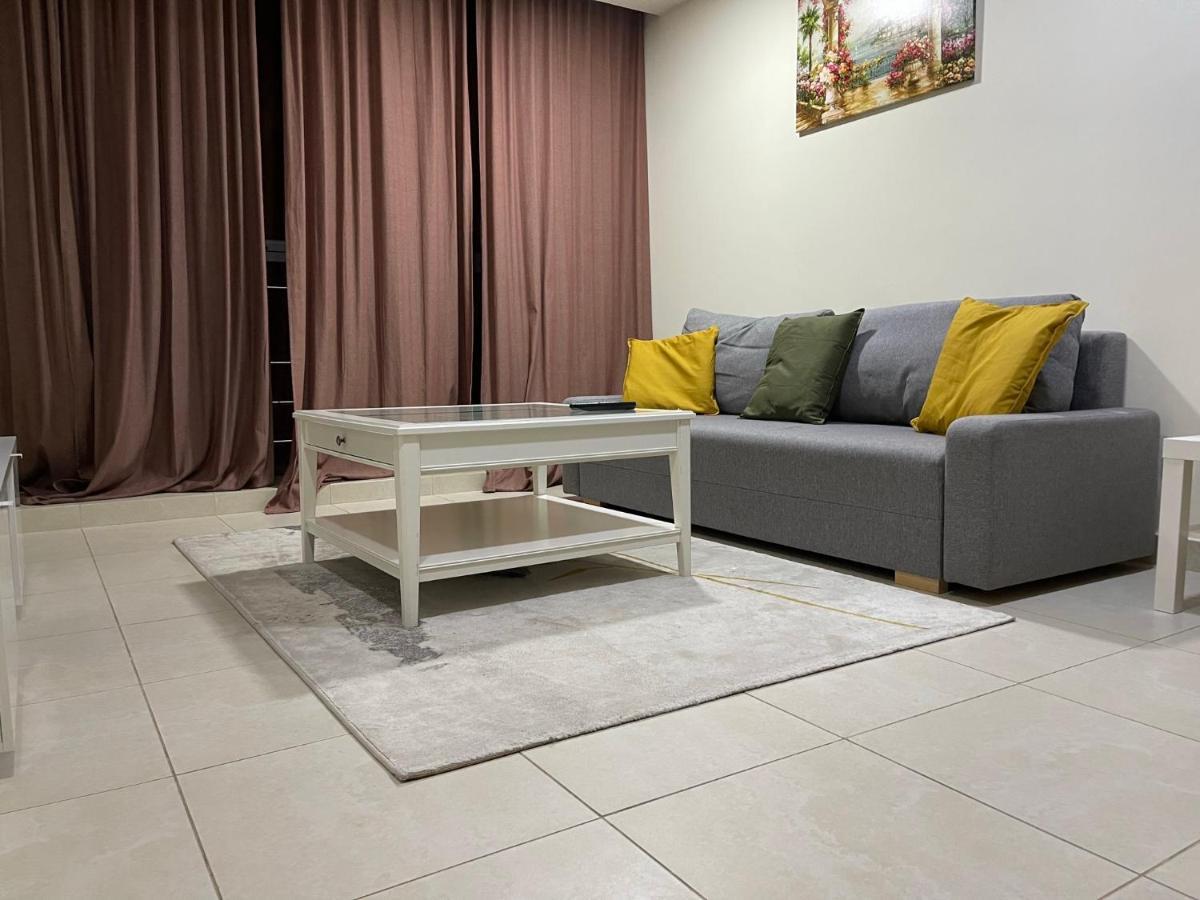Metro Premium Location Spacious 2 Bedroom Apartment Right Next To The Metro Dubai Bagian luar foto